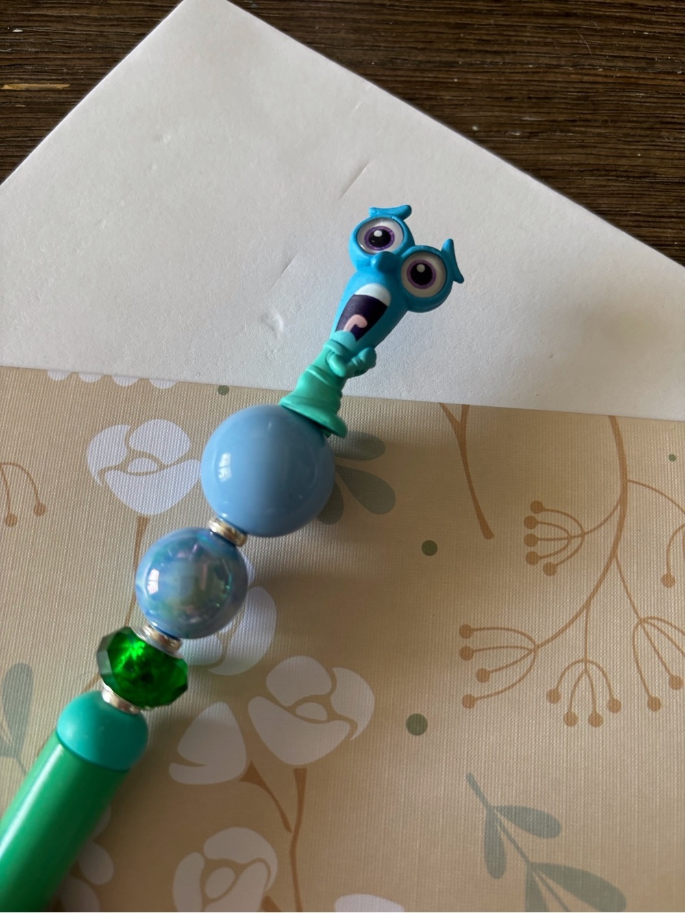 Disney Doorables: Inside Out: Fear dual color handmade beaded pen